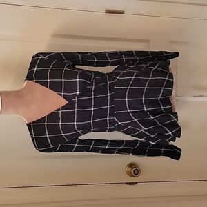 LOFT Black and White Windowpane Print Wrap Blouse, Size XS, EUC!